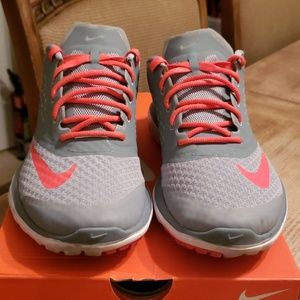 Womens Nike FS Lite Run 2